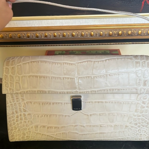 Off white Furla shoulder  bag. Bought in Italy. Embossed leather. Like new! - Picture 1 of 5